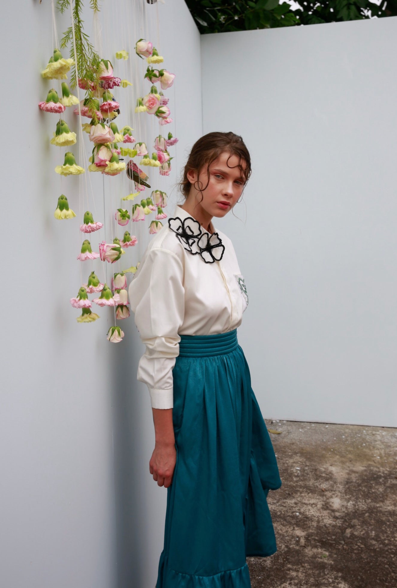 Ruffled overlap blue skirt