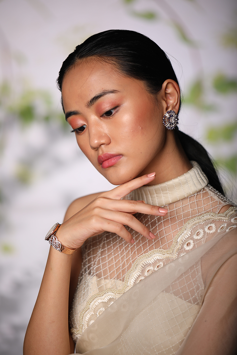 Diamond Pearl Blouse with Quilted Collar