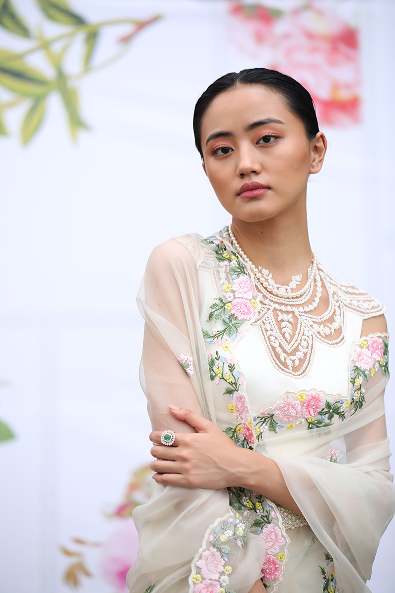 Gardenia Sari