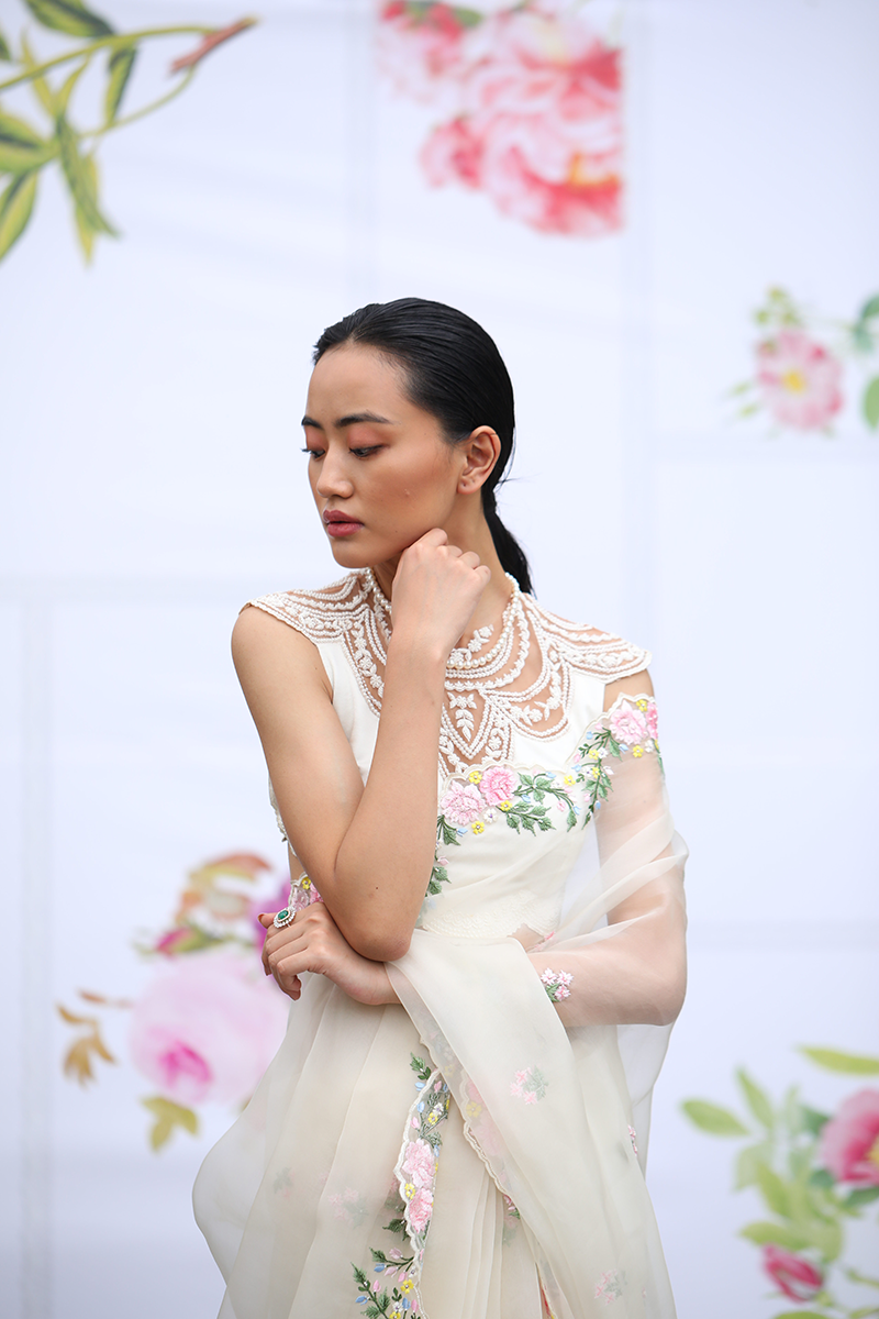 Gardenia Sari